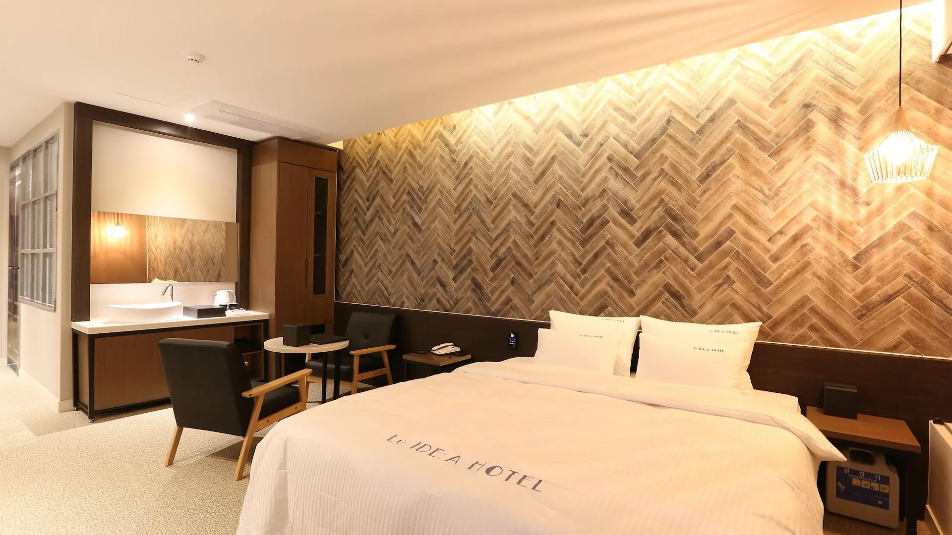 Le Idea Hotel Busan Station 2*,  South Korea