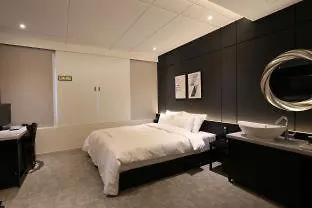 Le Idea Hotel Busan Station 2*,