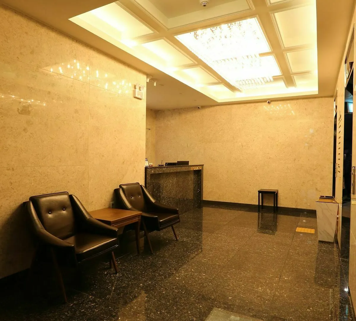 Le Idea Hotel Busan Station 2*,